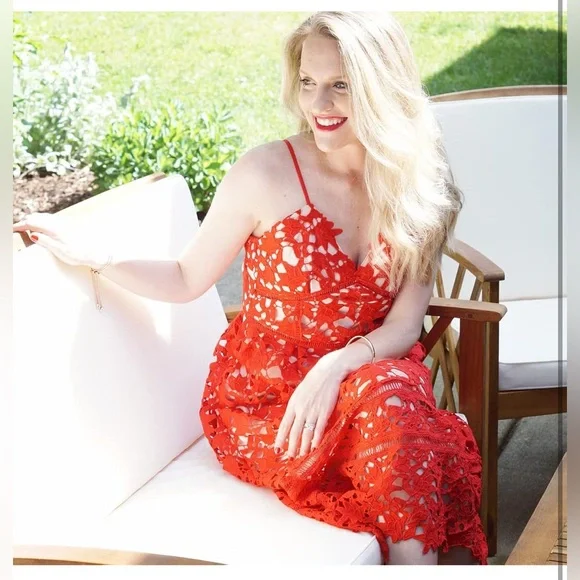 Elegant Red Lace Midi Dress